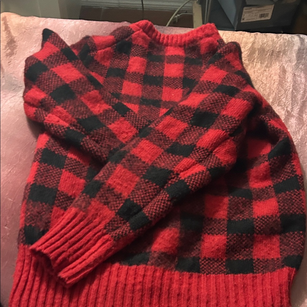 Woolrich Red and Black Plaid Crewneck‎ Sweater